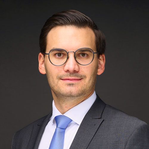 Dr. SIMON MÜLLNER - Rechtsanwalt in München